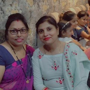Meet your Posher, Shweta